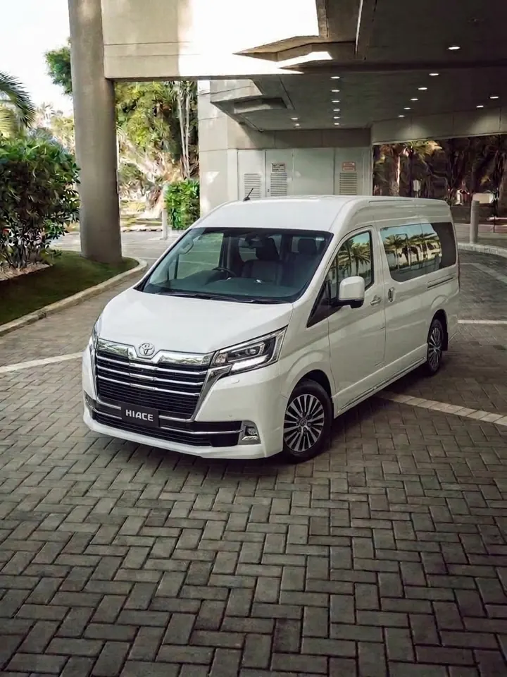Toyota Hiace Premio